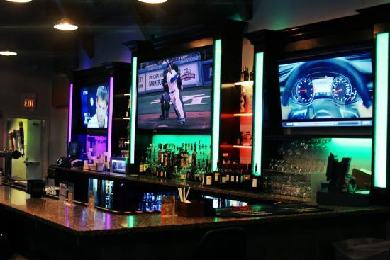 Larry Flynt's Lucky Lady Casino